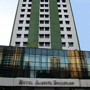 Hotel Augusta Boulevard